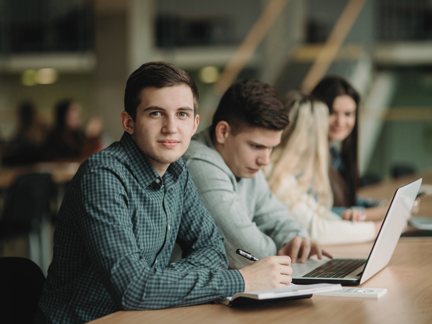 Cómo prepararse para venir a estudiar a España